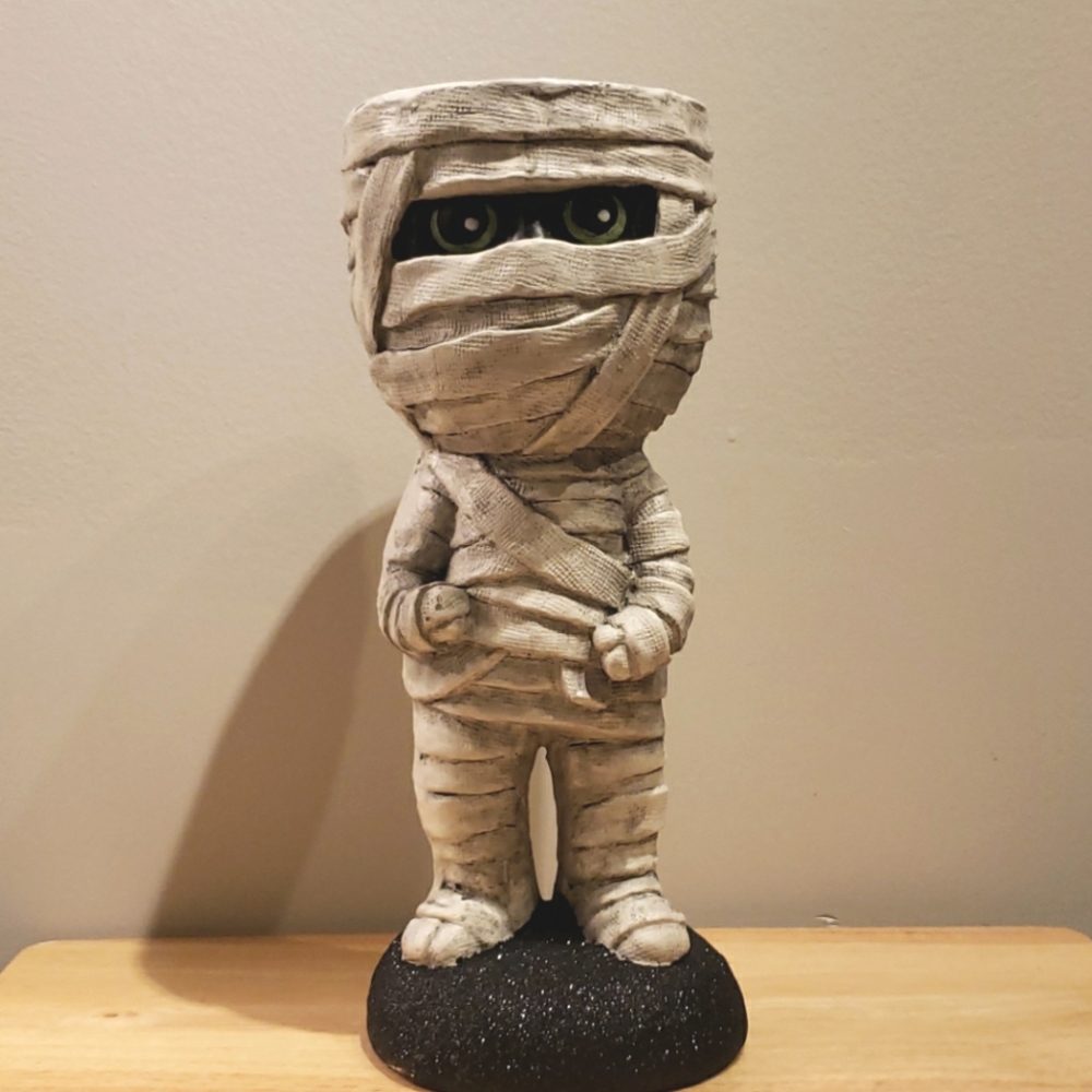 Melvin the Mummy Pair with Rae dunn